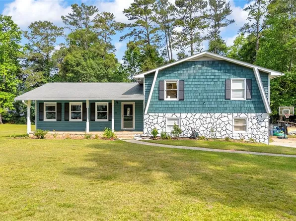 144 Zion Wood Rd, Loganville, GA 30052