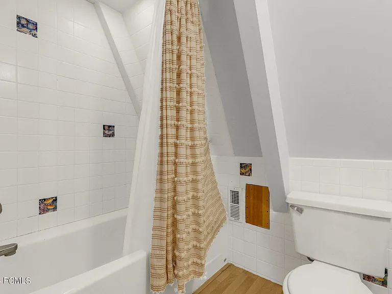 6381 Highland Dr — Photo 19