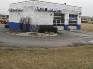 1245 Dekalb Ave, Sycamore, IL 60178