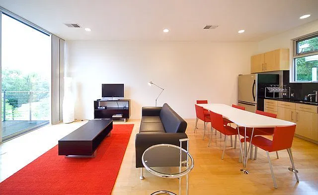 Richmond Studios — Photo 3