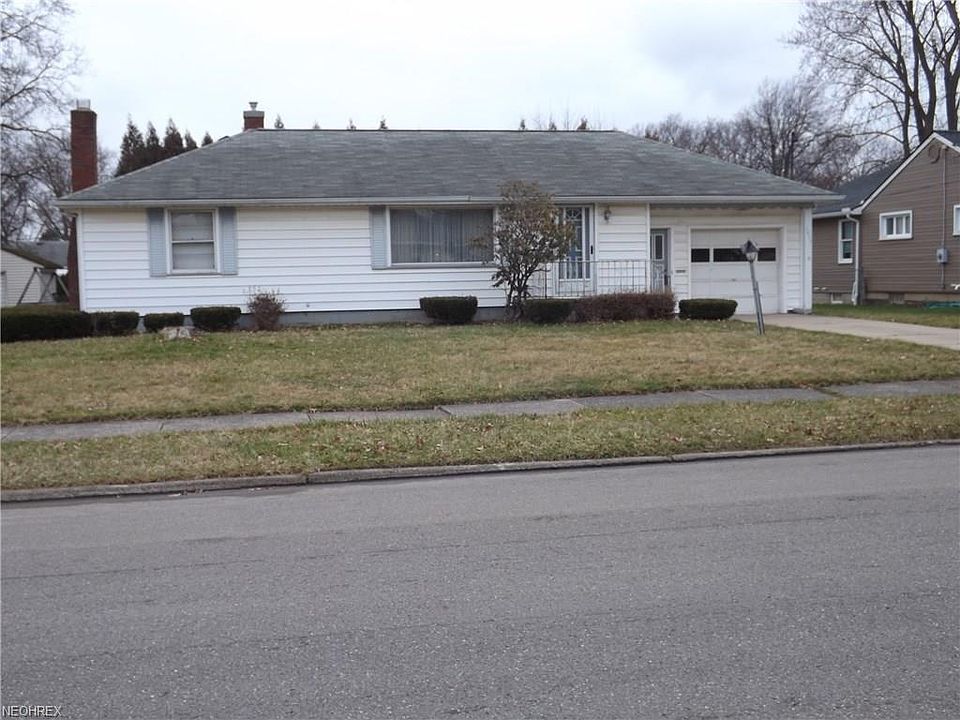 1st image of 1056 Beechwood Dr