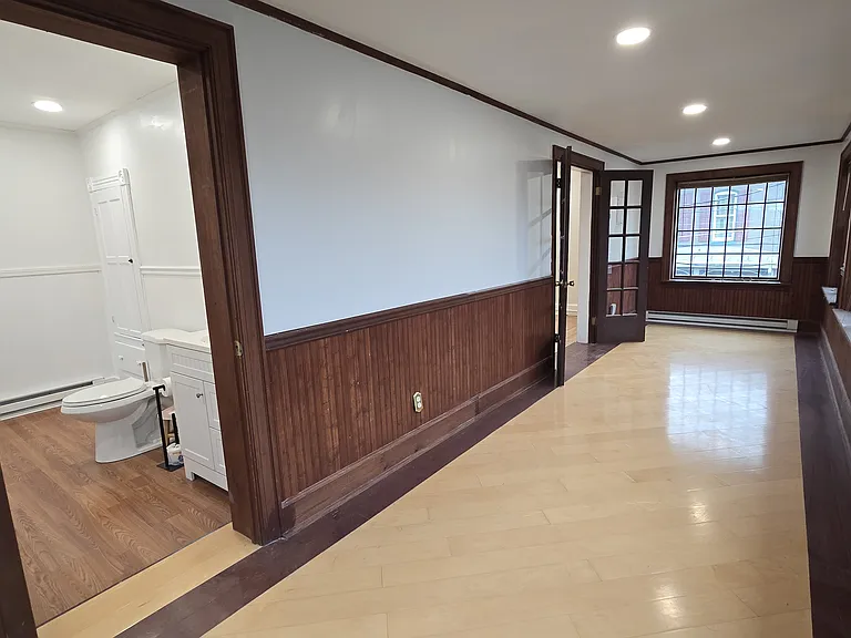 4 W 5th St #2 — Photo 30