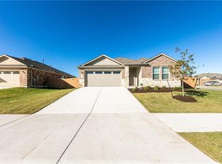 100 Split Rein Dr, Georgetown, TX 78626