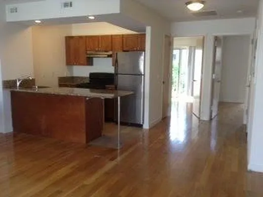 Rented by Tri Boro Terrace Realty | media 12