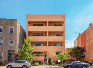 1425 W Grand Ave #2W, Chicago, IL 60622