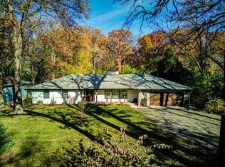 349 E Deerpath Rd, Wood Dale, IL 60191