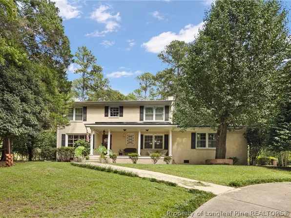 2712 Skye Dr, Fayetteville, NC 28303