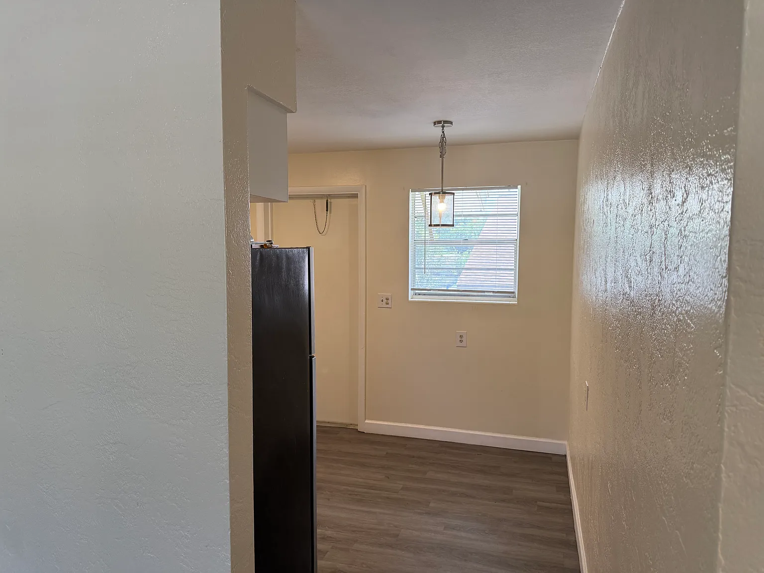 2 bed, 841 sqft, $1,250 — Photo 3