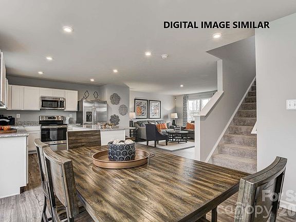 4th image of 166 Basildon St