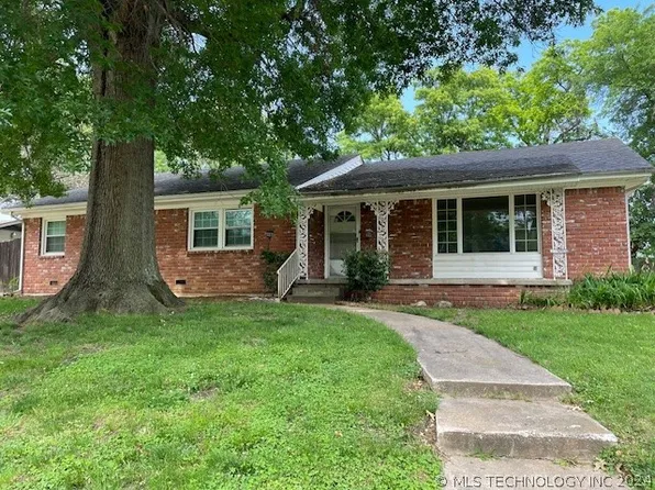 5306 S Lewis Pl, Tulsa, OK 74105