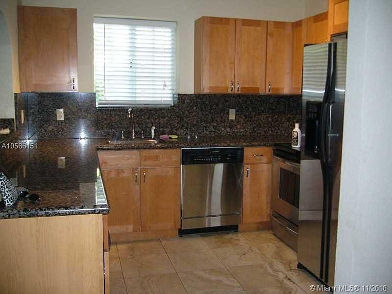 1st image of 621 Zamora Ave