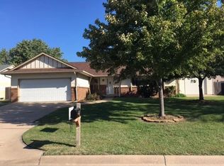 326 W 54th St S, Wichita, KS 67217