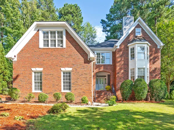 304 Edgemore Ave, Cary, NC 27519