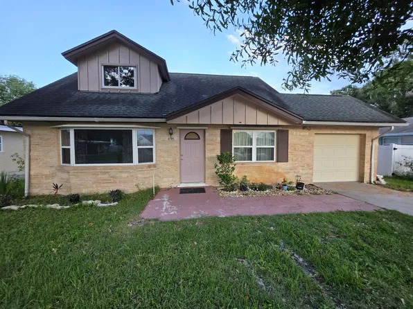 8785 92nd St, Seminole, FL 33777