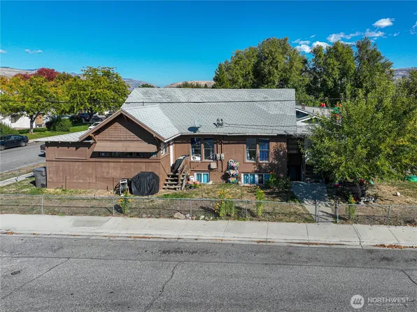 613 -615 Alaska St., Wenatchee, WA 98801
