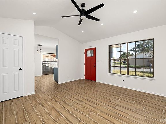 4th image of 2317 N 31st St