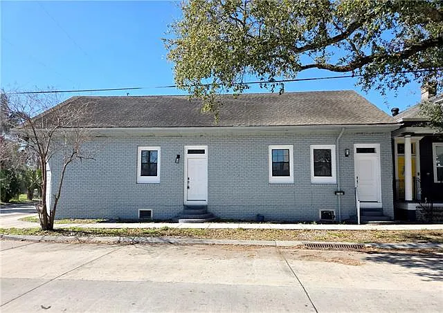 Building Photo - 2102 Josephine St