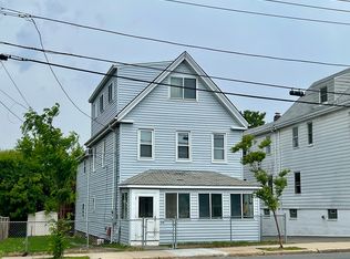 56 Main St, Winthrop, MA 02152