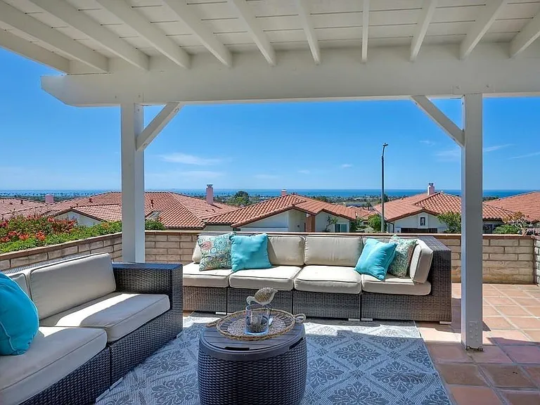 6721 Clover Ct — Photo 4