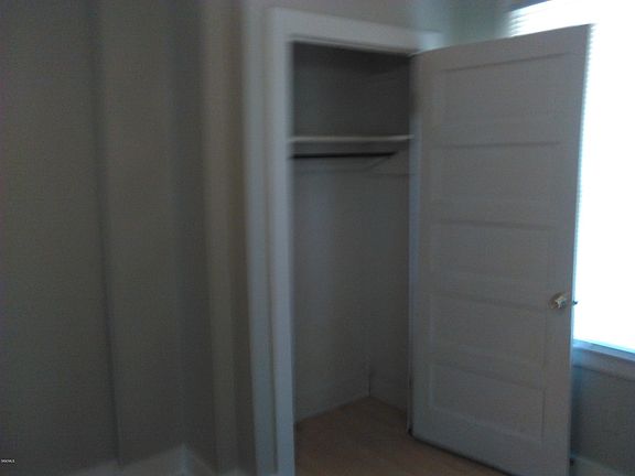 5th image of 3518 Southward Dr APT 1