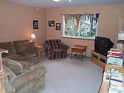 Family room (2)