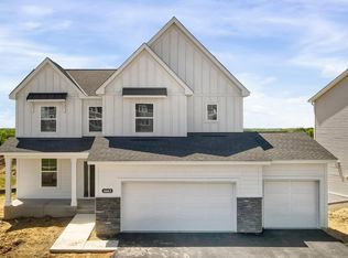 6663 Bluestem Way, Excelsior, MN 55331