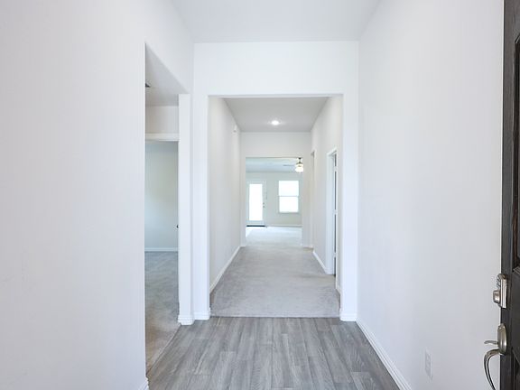 3rd image of 4012 Mockingbird Ln