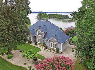 147 Bridgeport Dr, Mooresville, NC 28117