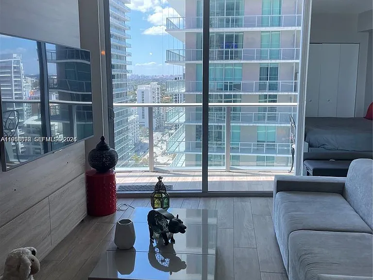 1100 S Miami Ave #2105 — Photo 3
