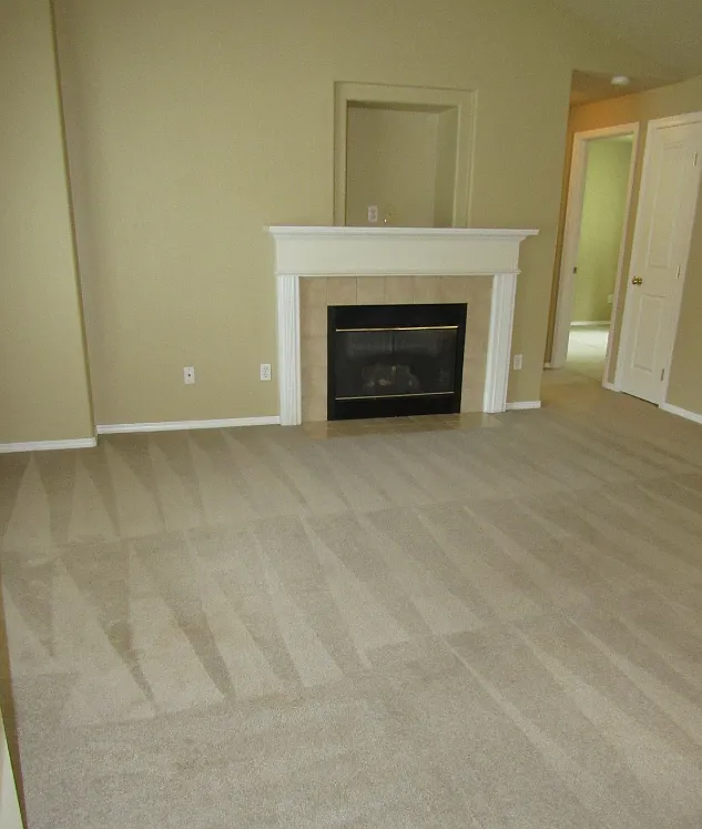 3 bed, 1200 sqft, $2,495 — Photo 2