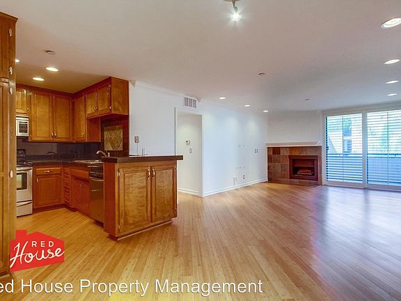 5th image of 750 State St Unit 309