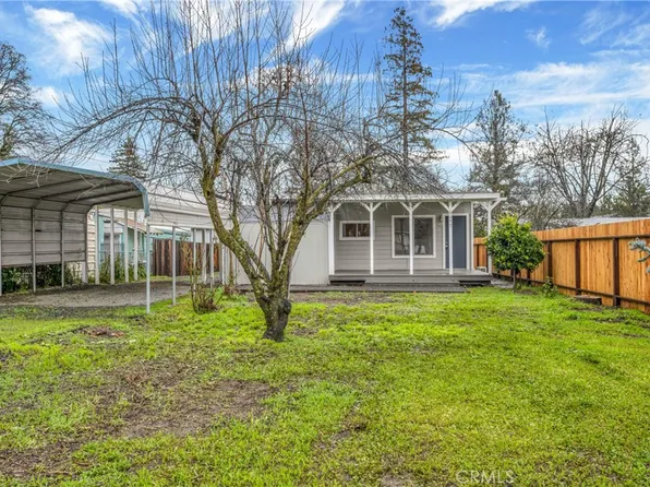 6111 3rd Ave, Lucerne, CA 95458