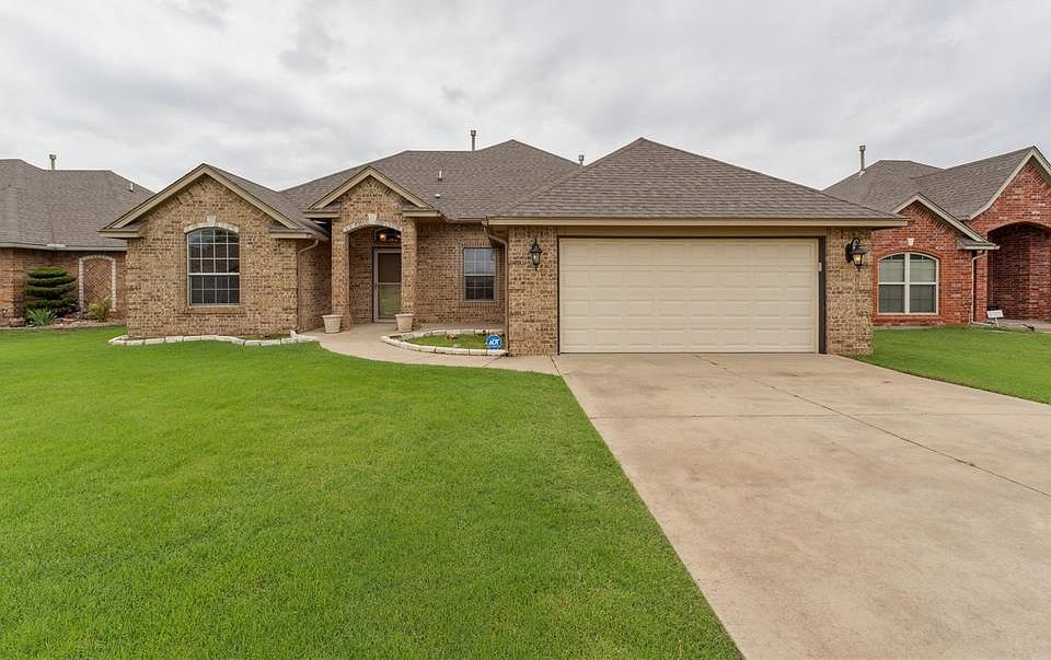 1st image of 1409 Jordan Dr