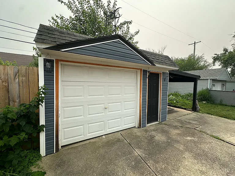 6711 Farnsworth Dr — Photo 71