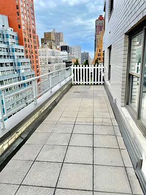 Rented by Olympia House Delaware LP | media 95