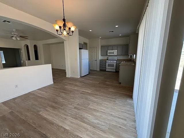 2886 Shimmering Bay St — Photo 15