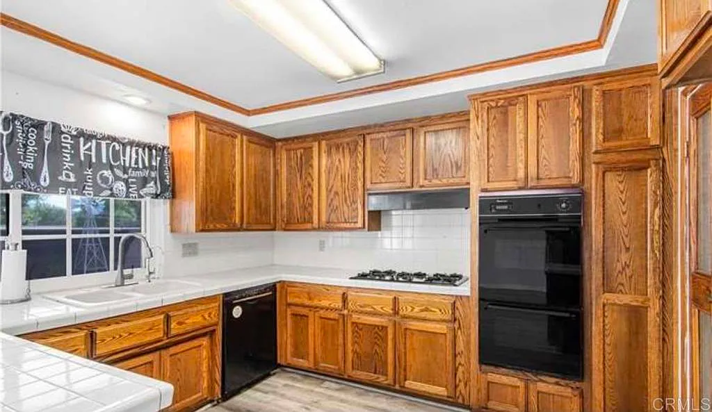 4 bed, 111 sqft, $1,500 — Photo 3