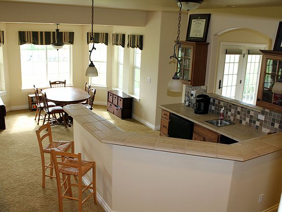 Bar w/ Fridge & Dishwasher