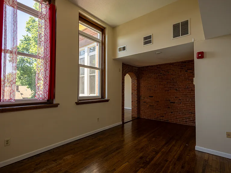 58 Woodley Ct #10 — Photo 33