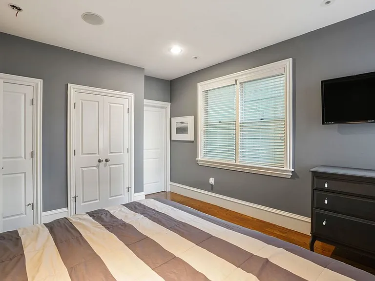 15 Howell St #1 — Photo 11