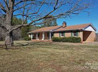 250 Mauney Rd, Lawndale, NC 28090