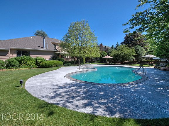 2nd image of 505 Long Dr