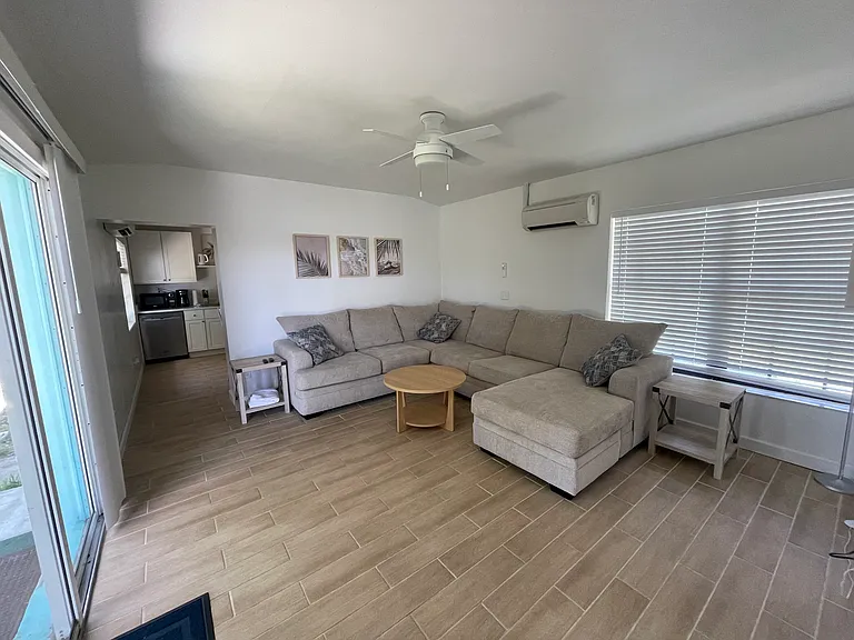 104 W Osceola Ln #A — Photo 4