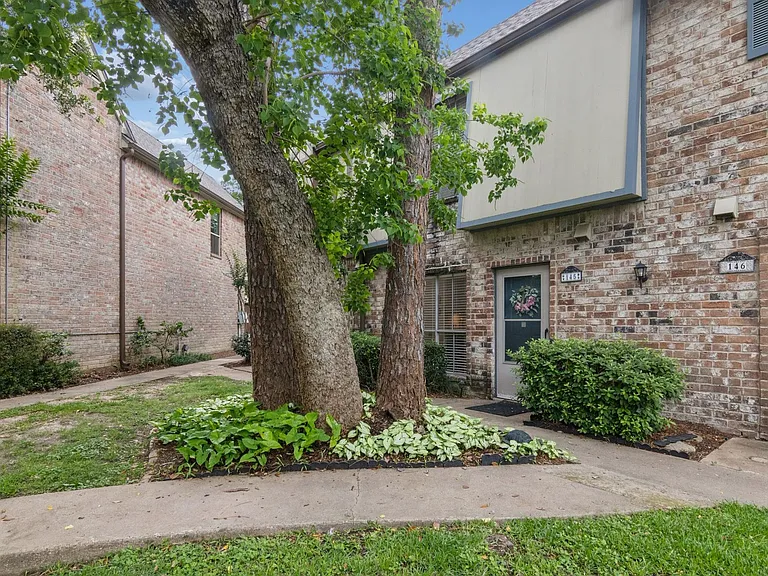 14715 Barryknoll Ln #145 — Photo 20