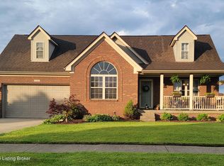 7216 Hassock Dr, Louisville, KY 40258