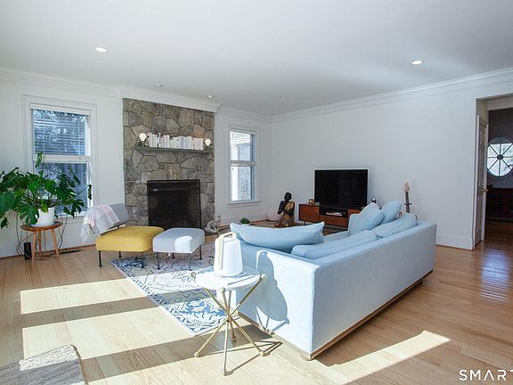 4th image of 679 Cherry Brook Road