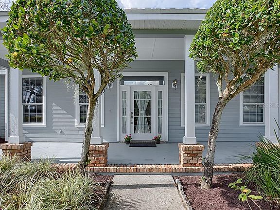 5th image of 16801 Bay Club Dr