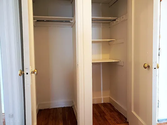 Rented by Hillel Realty Group | media 12