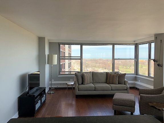 5th image of 3900 N Lake Shore Dr APT 11K