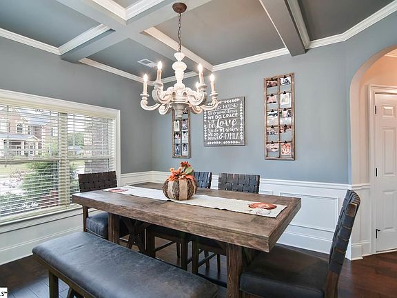 5th image of 317 Montalcino Way
